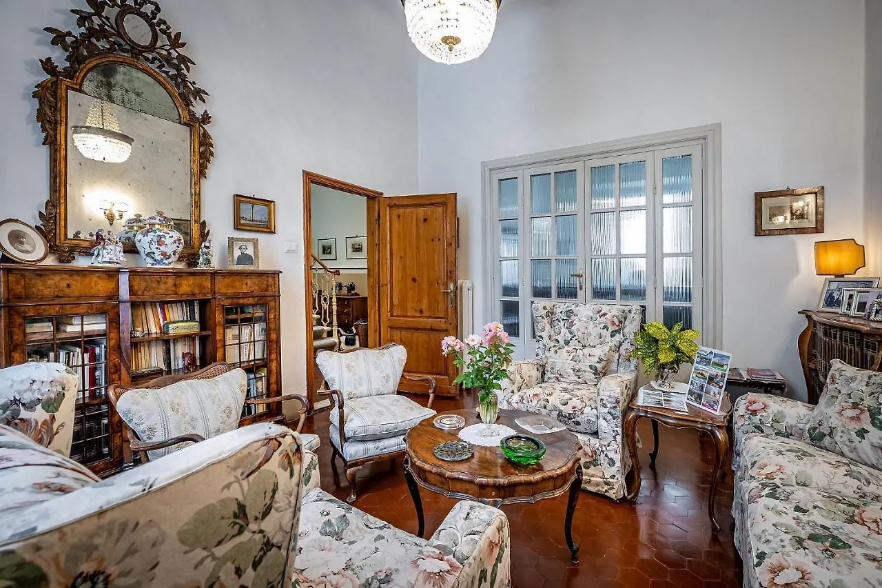 A Casa Di Lilli Hotel Florence 3*,
